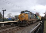 CSX 905 leads M403 in a light rain